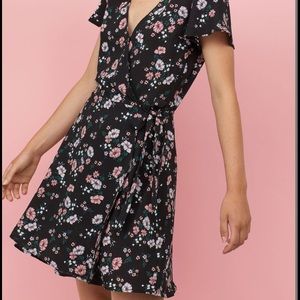 H&M Wrap Dress | Size 4 | perfect Summer dress